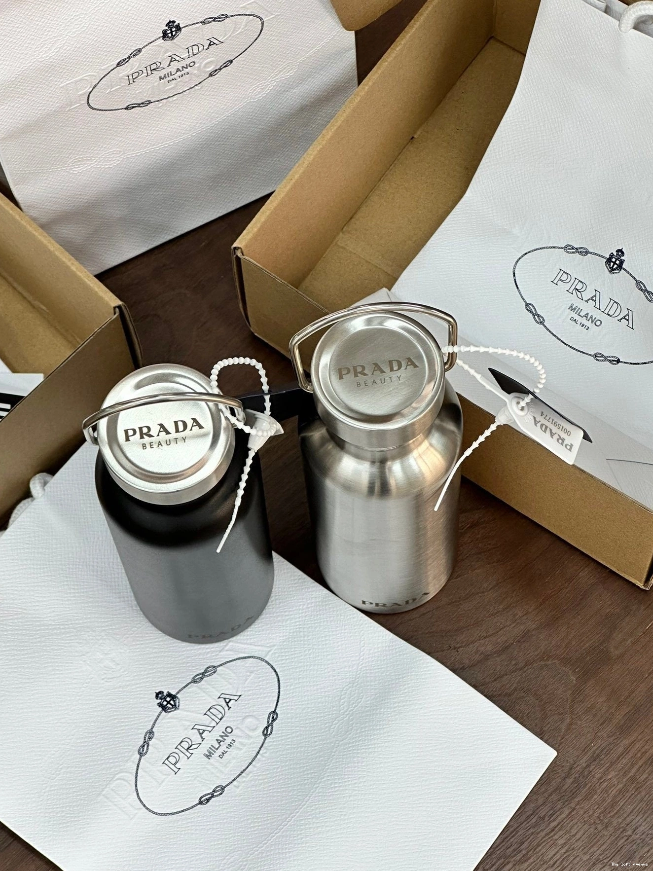 2.0 STEEL BOTTLE STAINLESS PRADA 0809